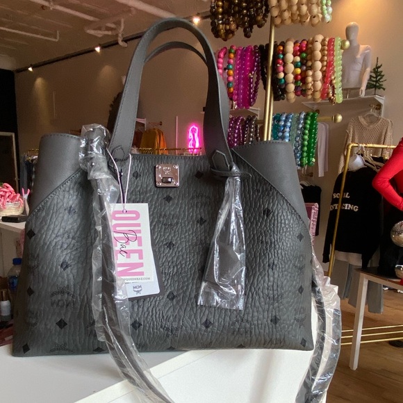 MCM Essential Visetos Original Large Tote Bag - Picture 1 of 9